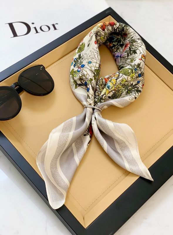 Dior silk scarf 50X50cm E03